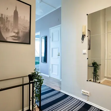 Chic Urban Oasis At Activity Center Lejlighed