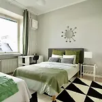 Chic Urban Oasis At Activity Center Appartement Helsinki